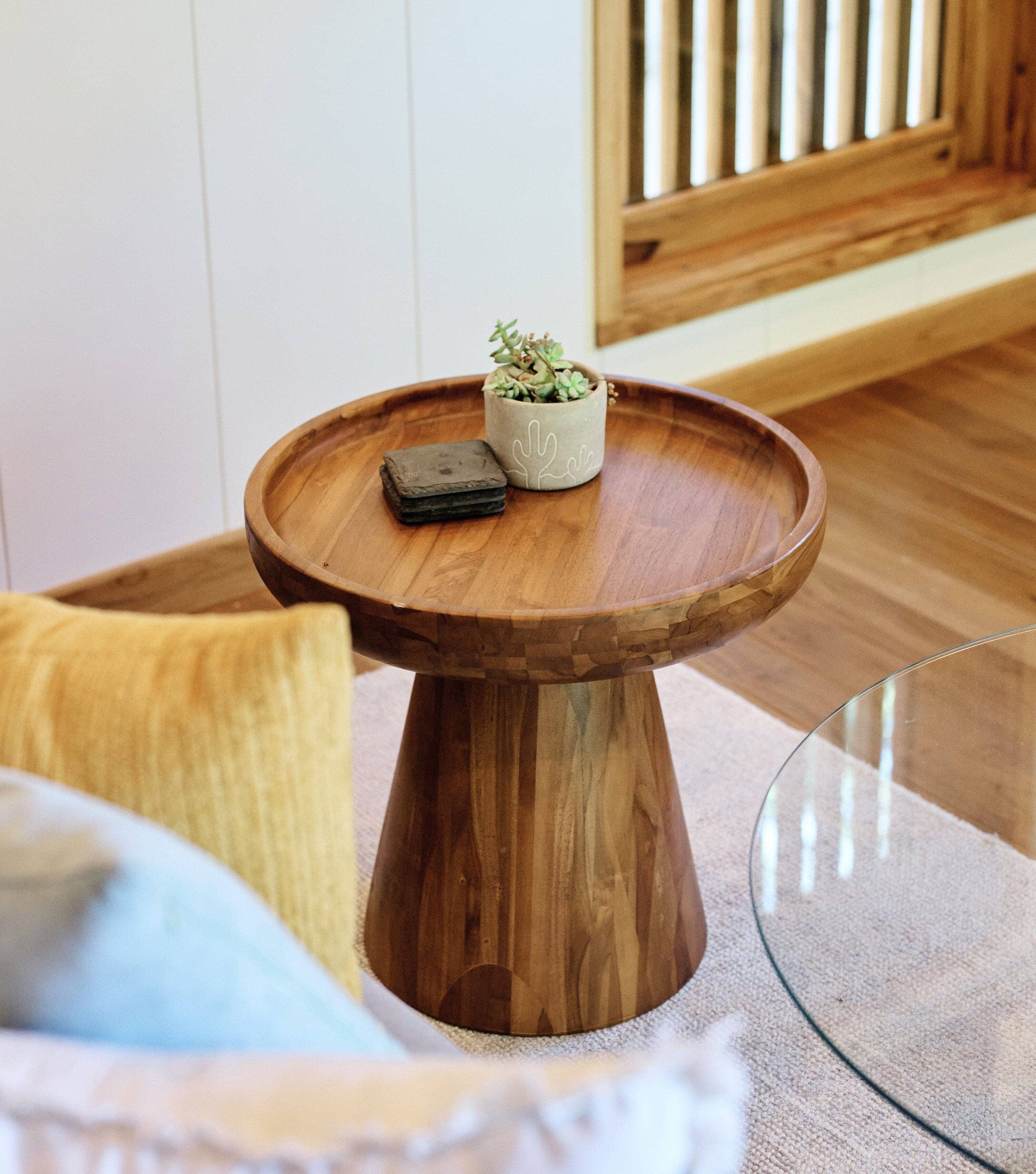 Batea Side Table - Image 3