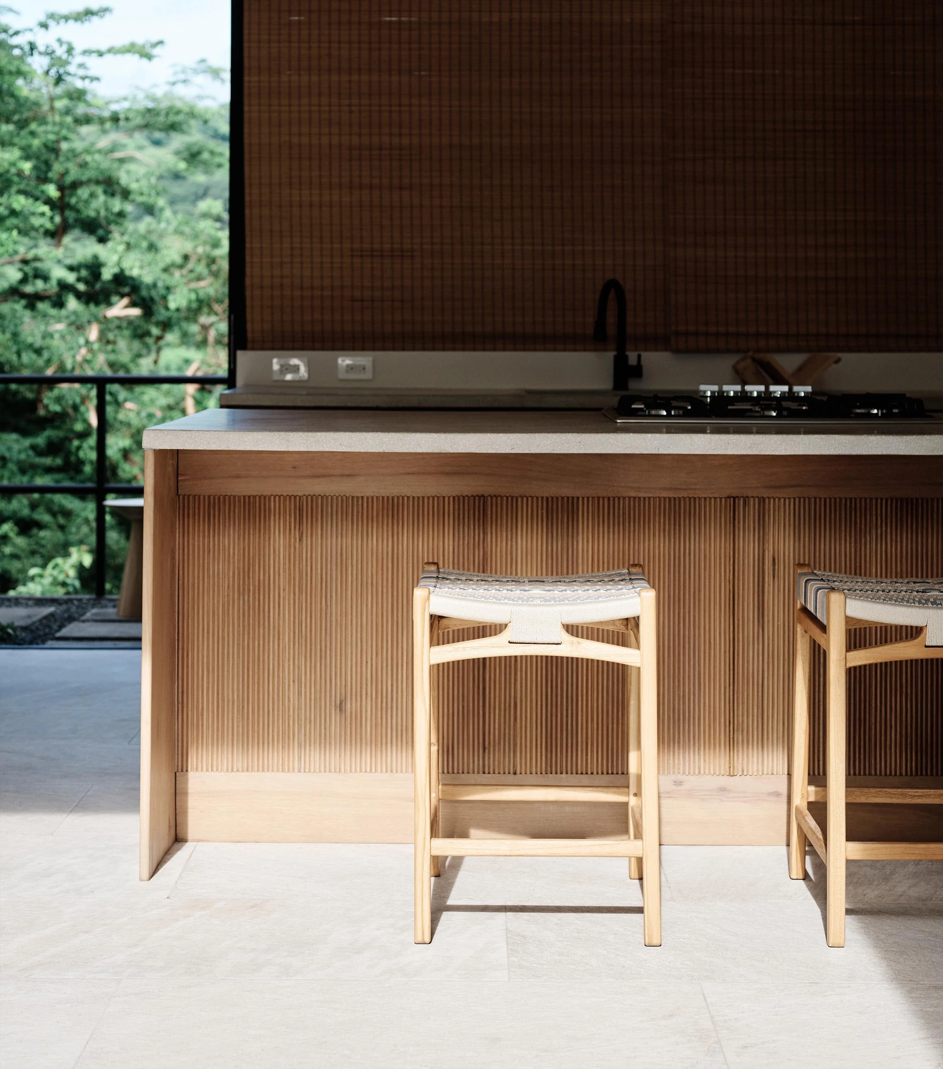 Chontales Backless Barstool | Serena - Image 4