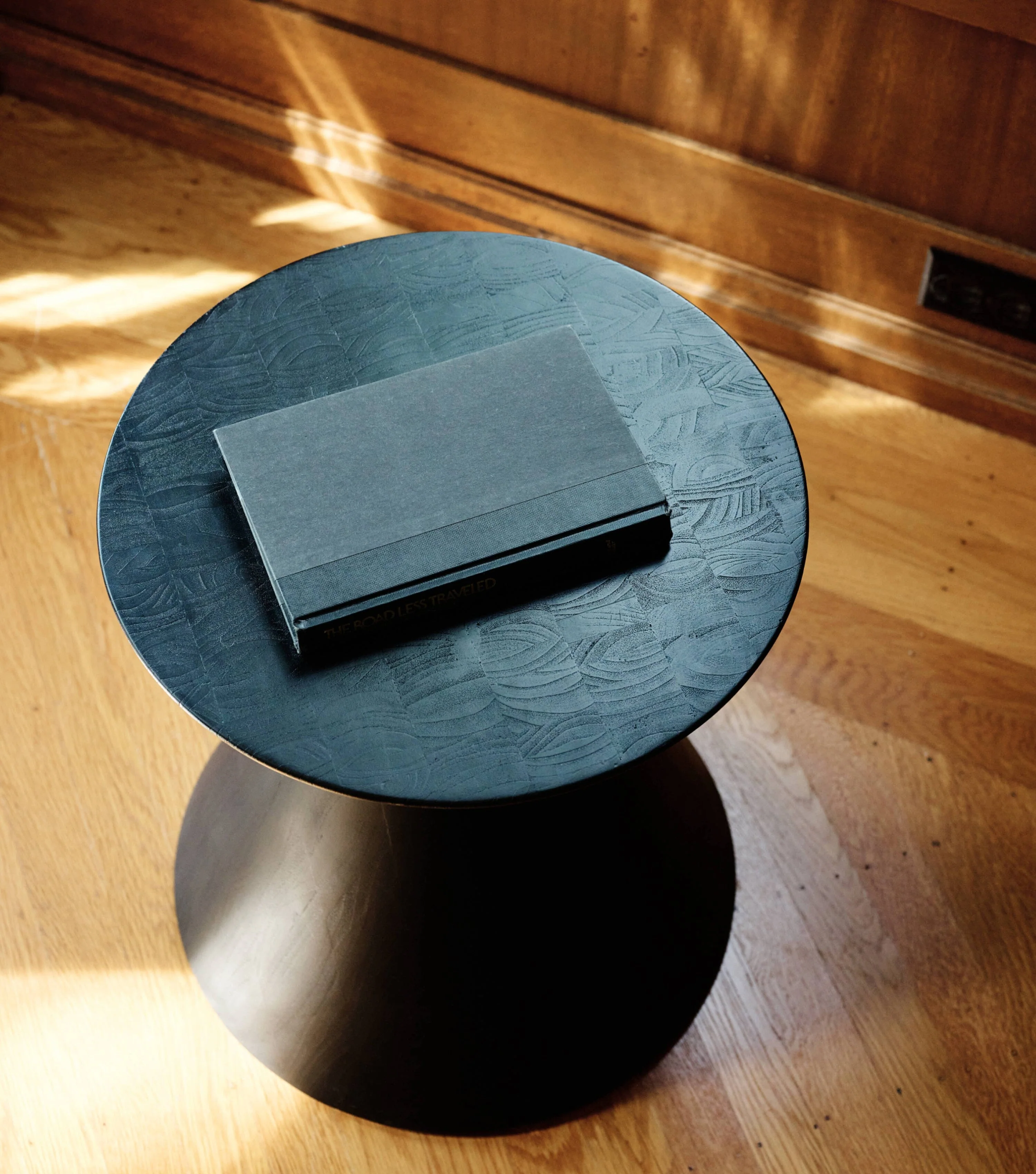 Trompo Side Table - Image 19