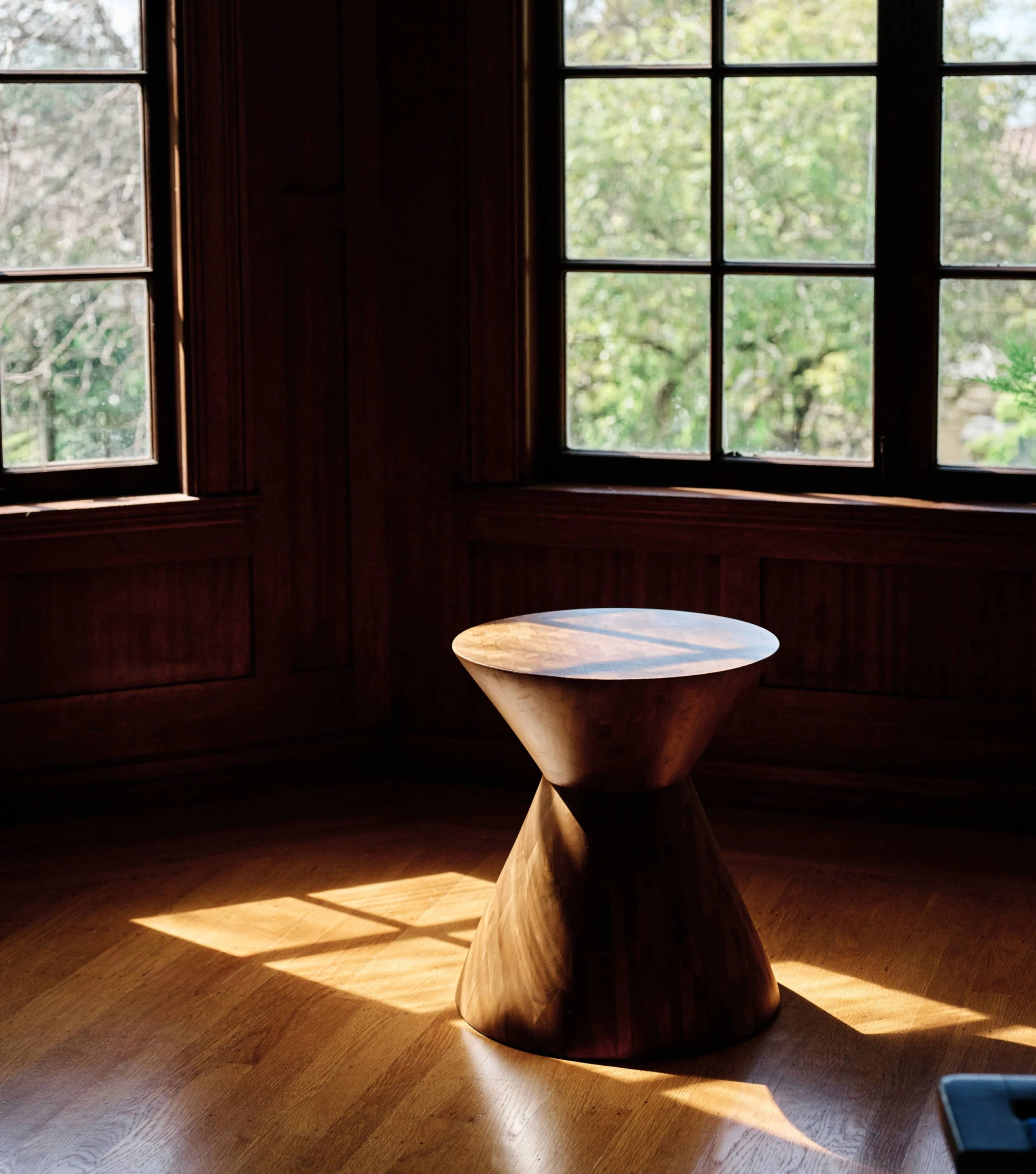 Trompo Side Table - Image 5